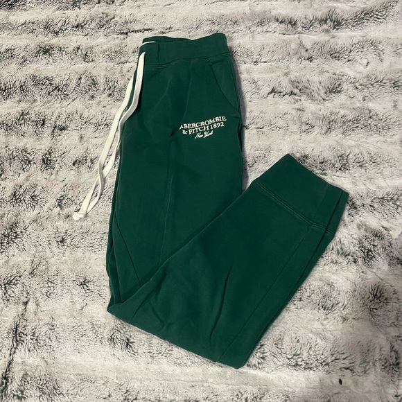 Abercrombie & Fitch Pants - Abercrombie & Fitch Emerald Green Forest Green Sweatpants Joggers